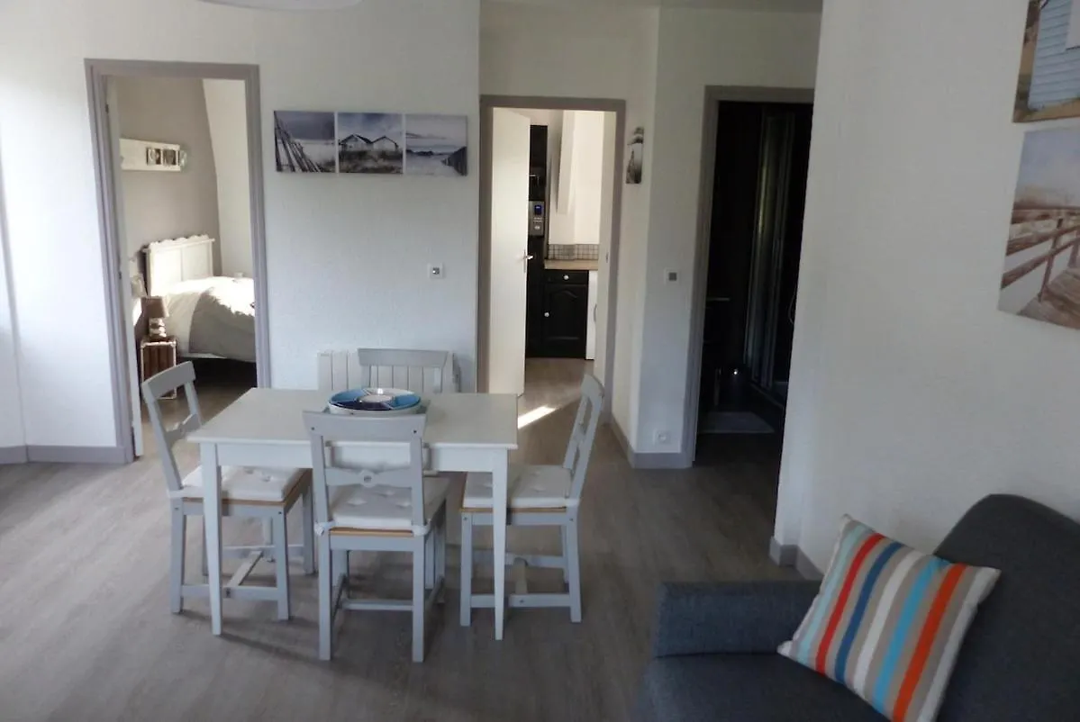 Apartment Bel Appartement Proche De La Plage Perros-Guirec